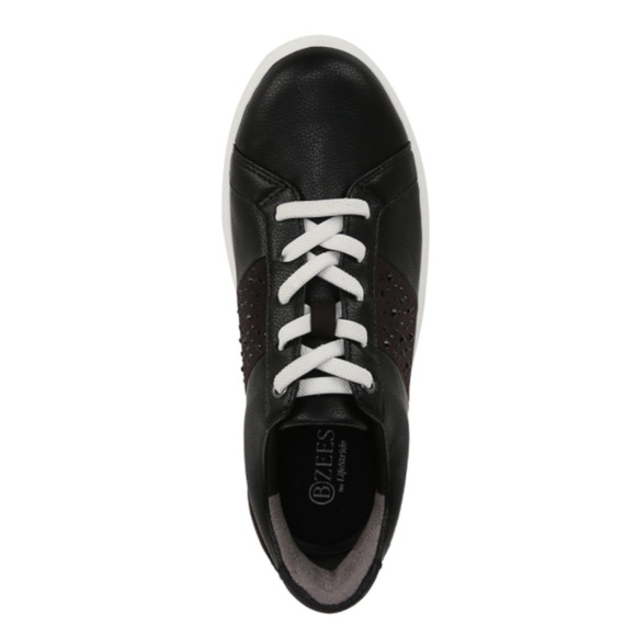 Bzees Happy Friday Lace Up Sneaker (WIDE) - Picture 3 of 10